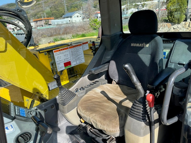 コマツ PC128US-8