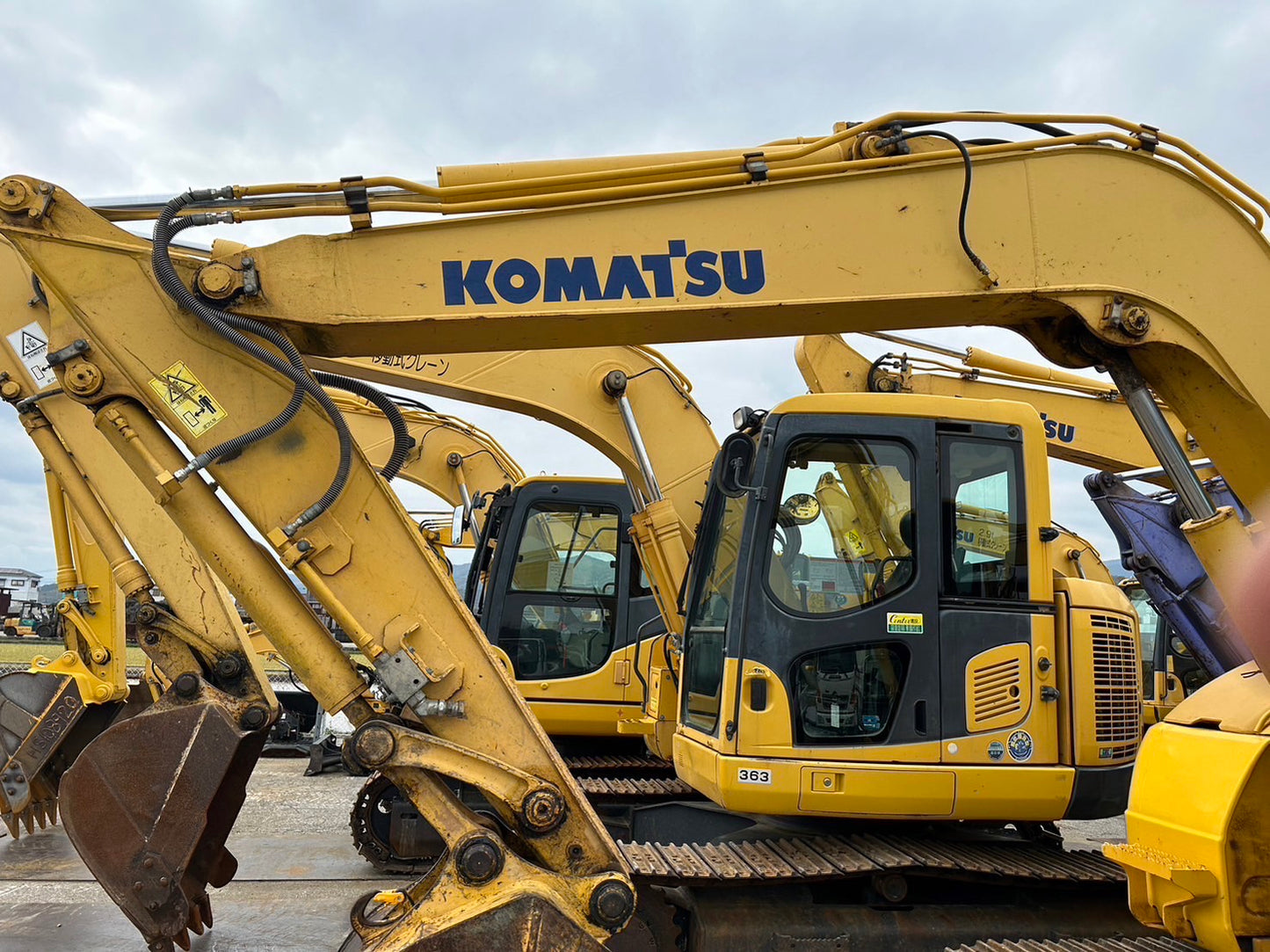 コマツ PC78US-8